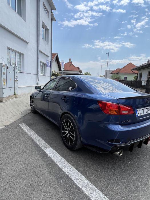 Vand/Schimb Lexus IS 220 D