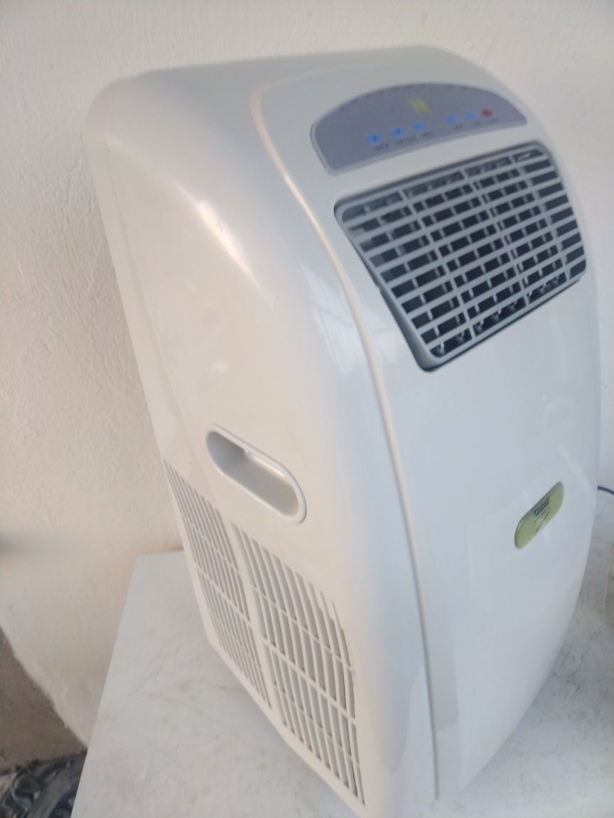 Мобилен климатик EINHELL 9000BTU 
EINHELL MKA 3501 E
Температурен режи