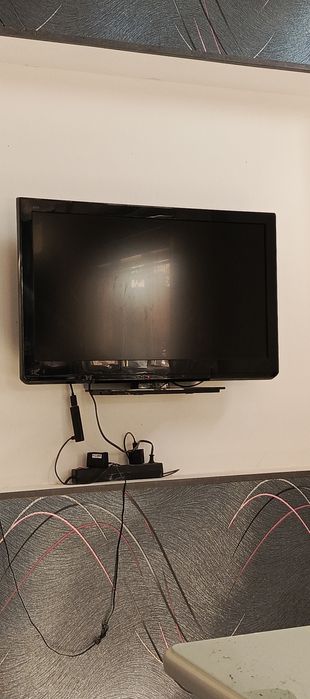 Сотилади телевизор