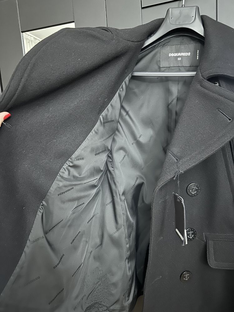Palton scurt negru Dsquared2 (marimea 50)