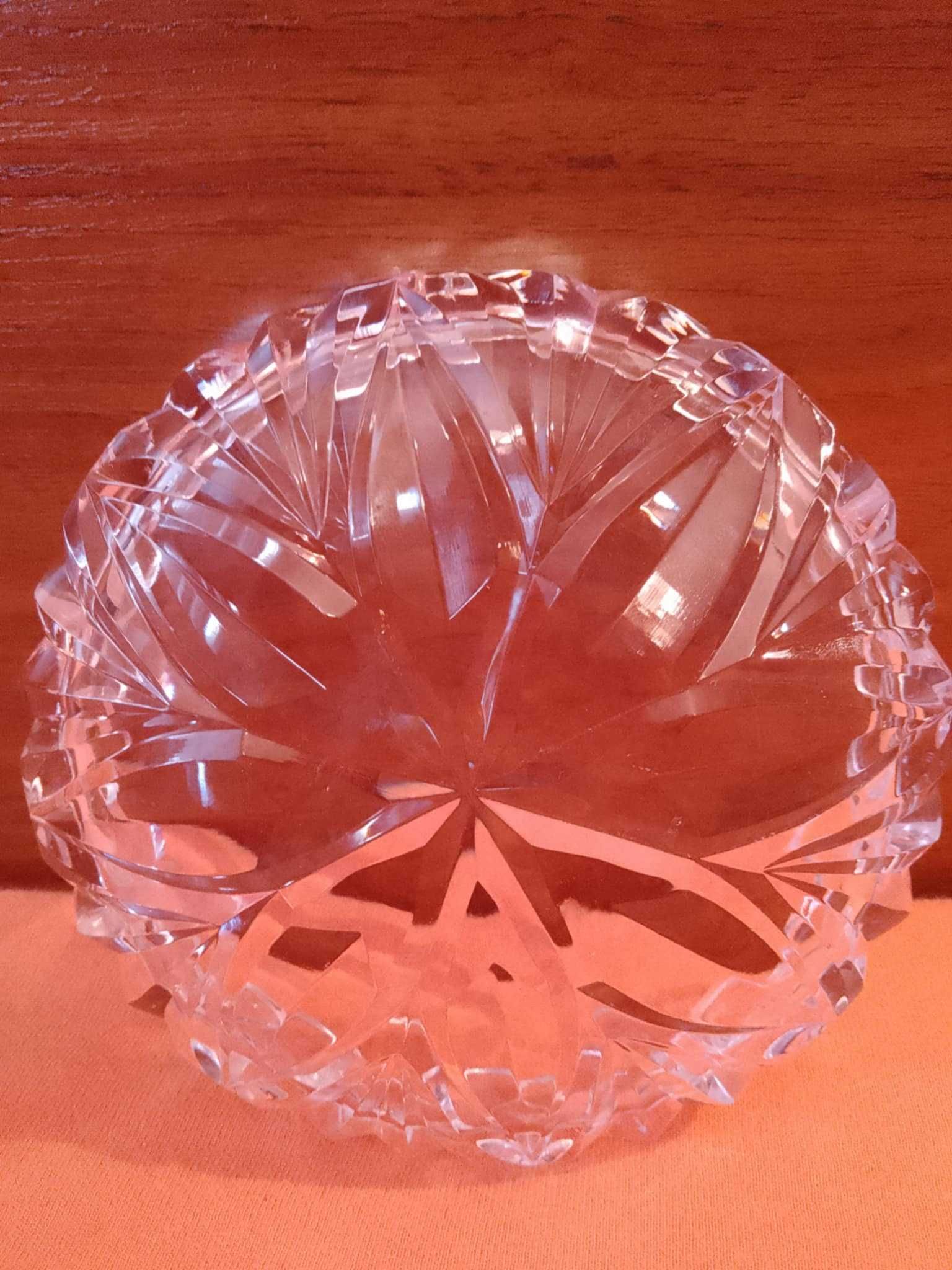 Две чаши за кафе (чай) Royal Doulton и кристален пепелник