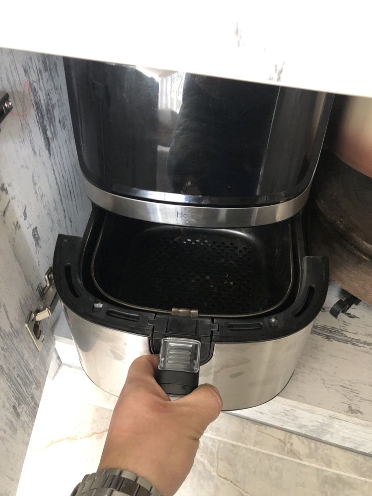 Продавам хлебопекарна и еърфраяр