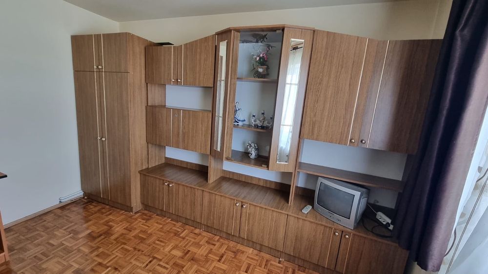 Donez mobilă de sufragerie