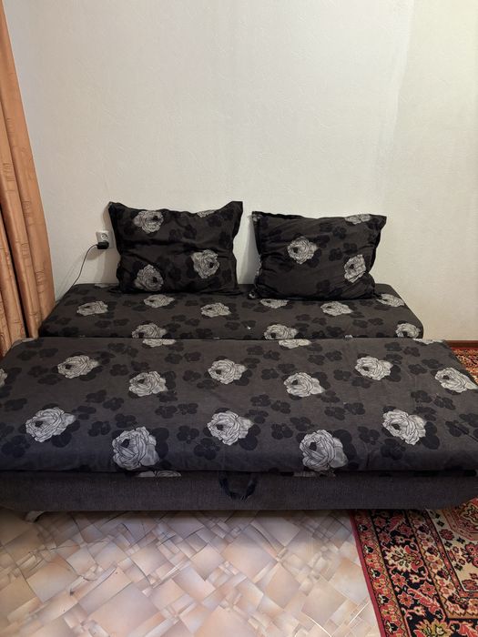 Диван софа в хорошем состоянии