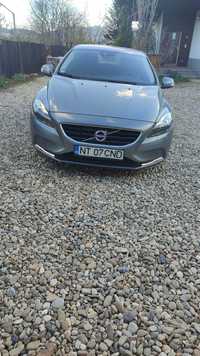 Volvo v40 D2 2015