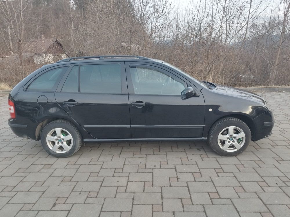 Skoda Fabia 1.2 benzina anul 2007