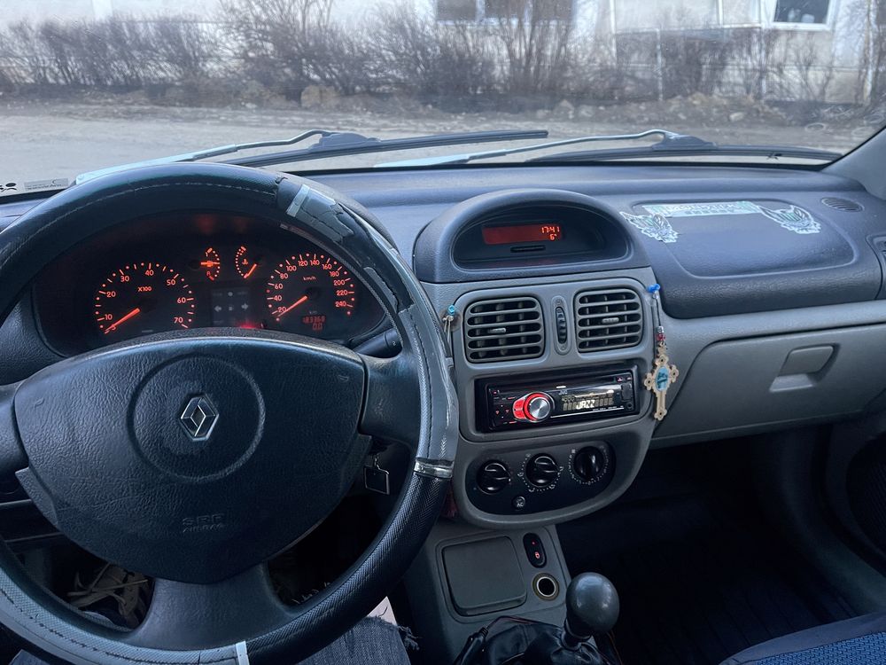 Renault clio 2002 1.4