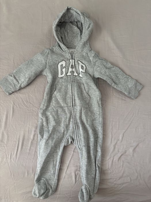 Продам утепленные комбинезоны для малышей