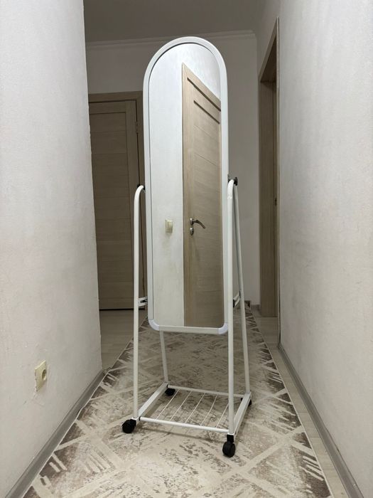 Наполный Зеркало