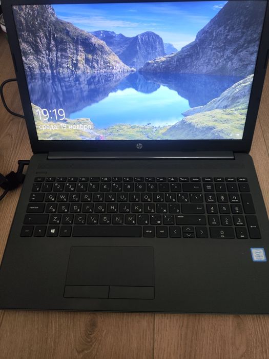 Продам ноутбук HP 250 G7