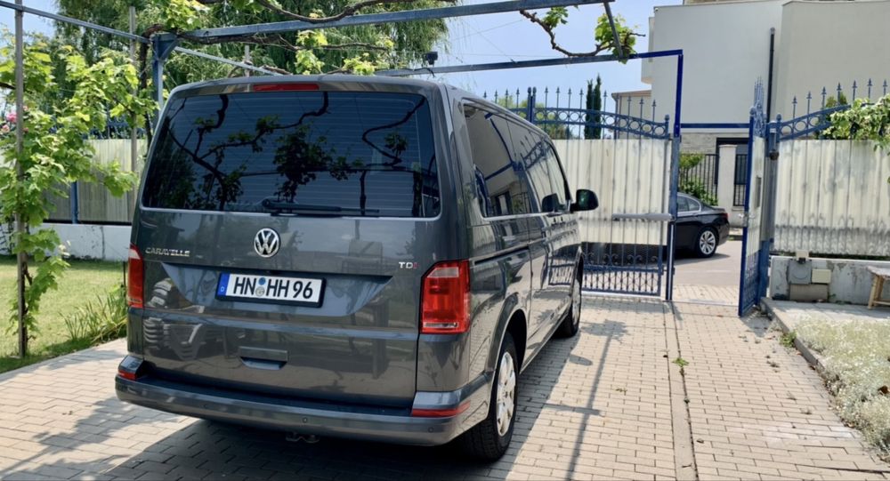 Volkswagen T6 Caravelle Comfortline 2.0 TDI 150 cp Cutie Automata DSG