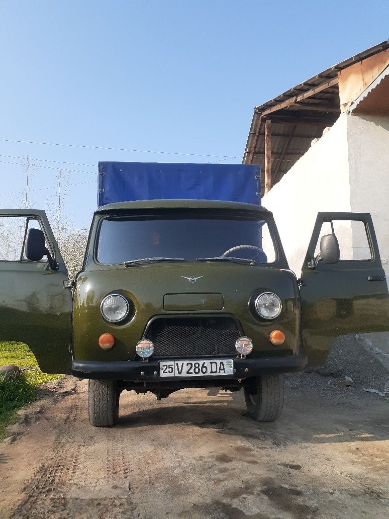 Uaz sotiladi sroshni