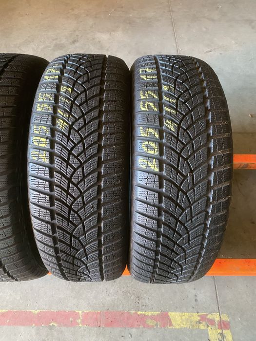 Anvelope iarna 205/55/17 Goodyear Ultra Grip Performance 205 55 17 R17