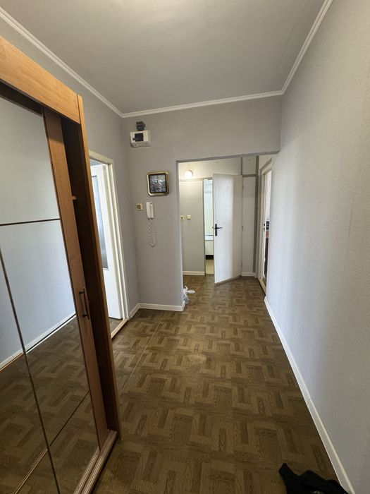 Сдается 2ком квартира в 4 микрорайоне, 7 этаж, лифт работает