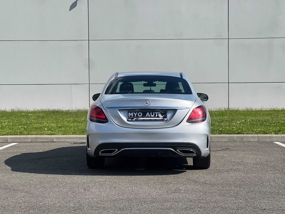 Mercedes Benz C200d / AMG Line / Cockpit / Automata / Facelift