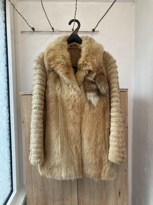 Jacheta din blana de vulpe, M, alb-galbuie