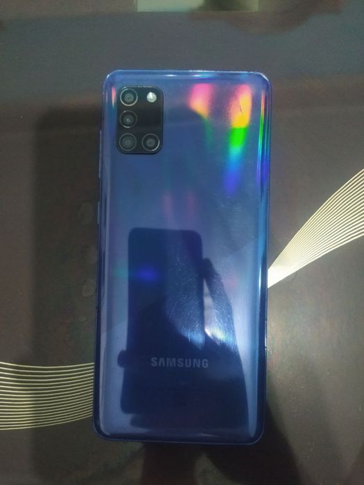 samsung a31 ekran qoyilgan