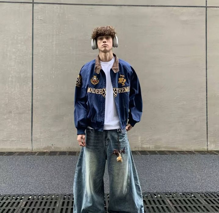 Модная жакетка для парней и девушек для  прохладных дней с воротником