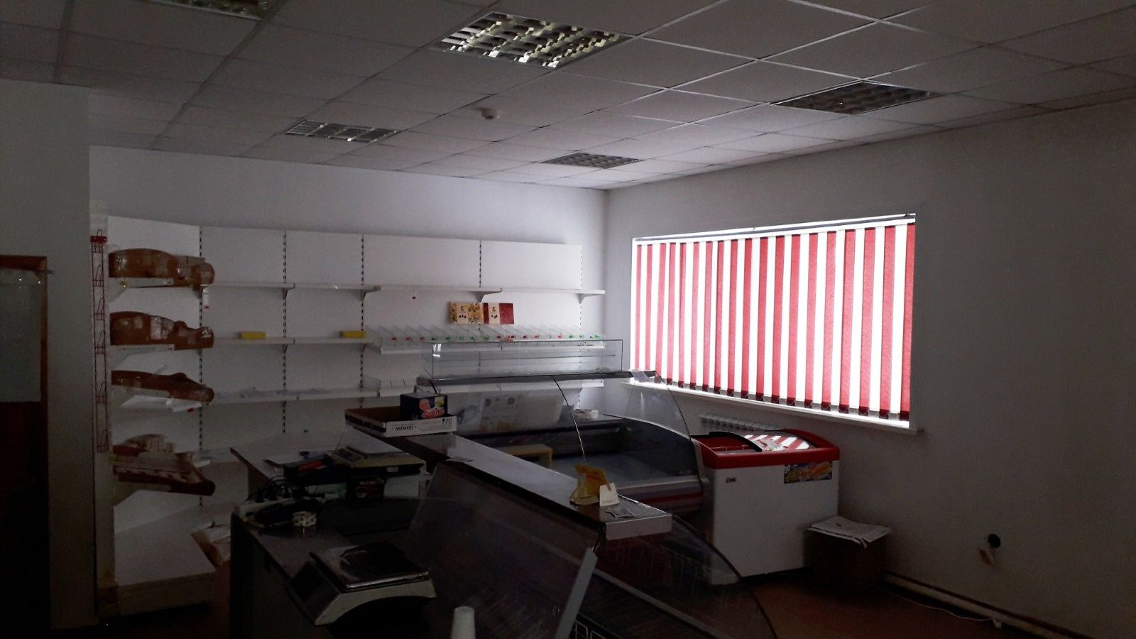 Продаётся магазин в центре.  Удобно для Пиццерии, Кафе
