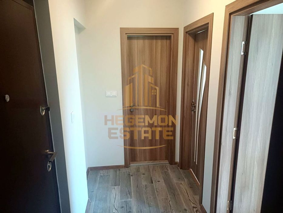 Продава се Двустаен апартамент в Варна, Левски - 64 кв.м за 2415 €/кв.м - Снимка #2