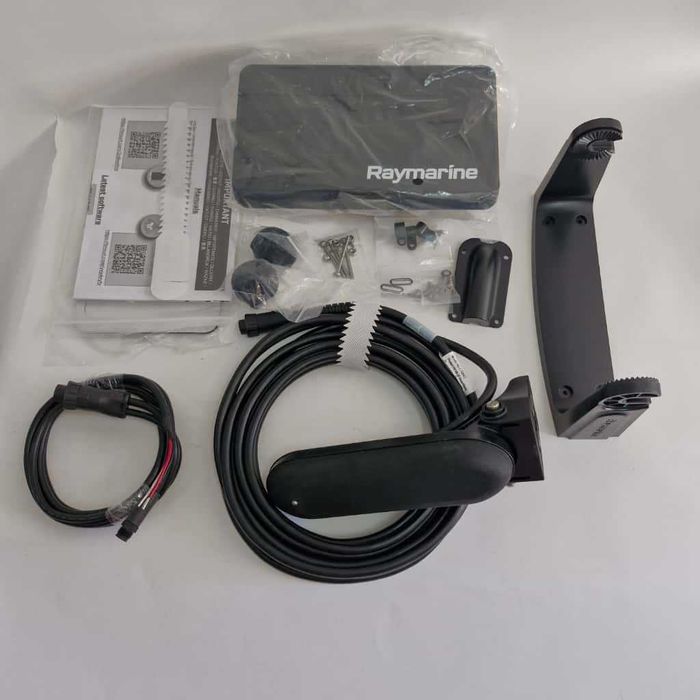 Liquid Money vinde - Sonar Raymarine Element 7, Wi-Fi GPS, HyperVision