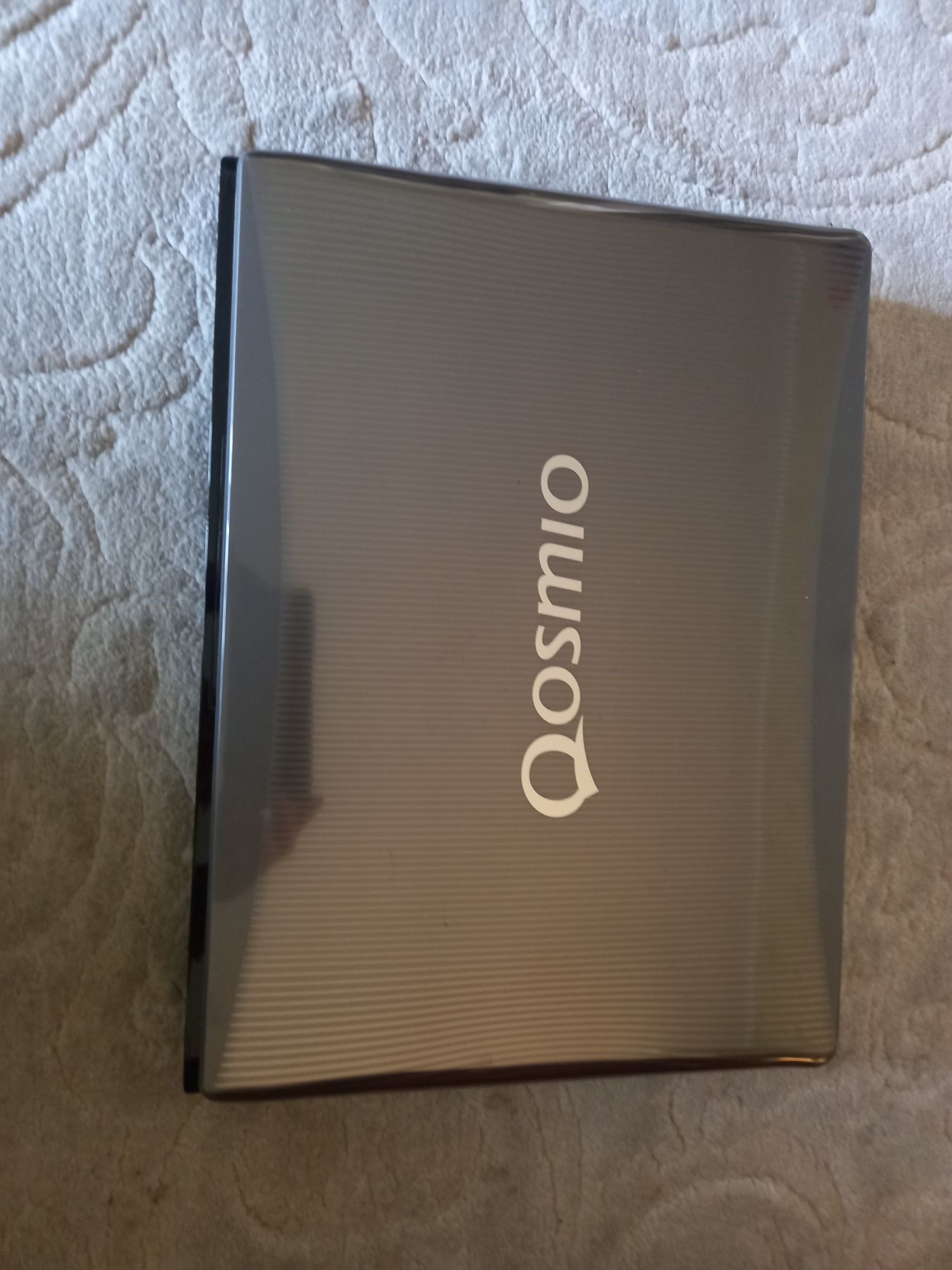 Toshiba Qosmio F50-125 39,1 см (15.4") 400 GB