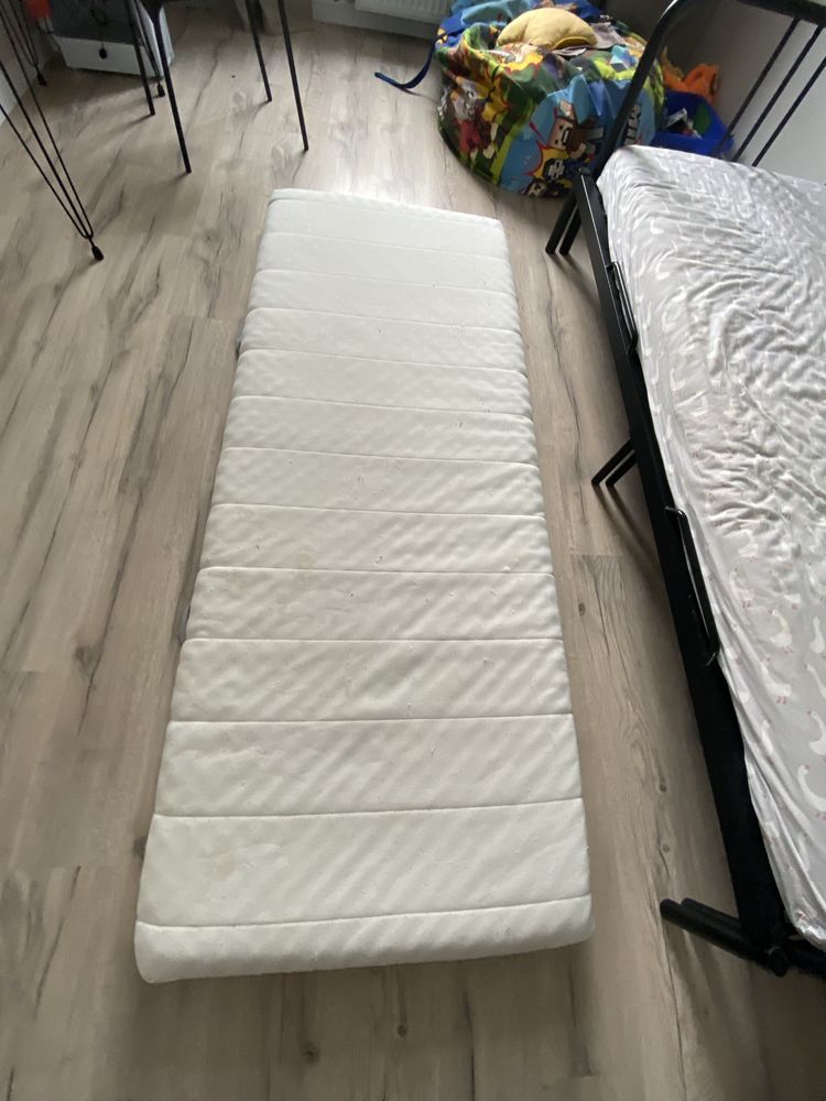 Продам кровать IKEA Фиресдаль