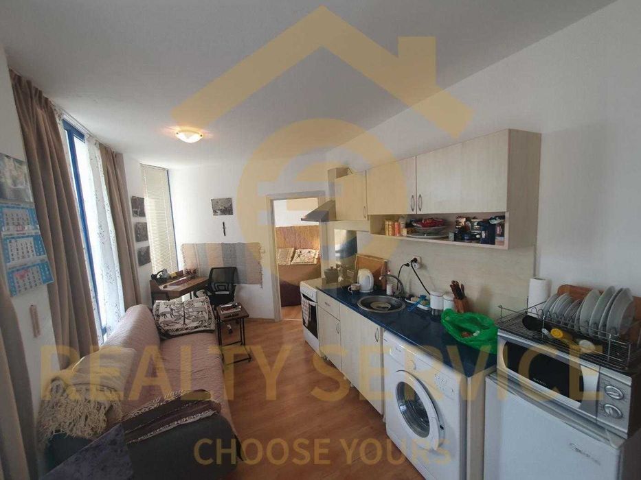 Продава се Двустаен апартамент в к.к. Слънчев бряг - 47 кв.м за 1426 €/кв.м - Снимка #1