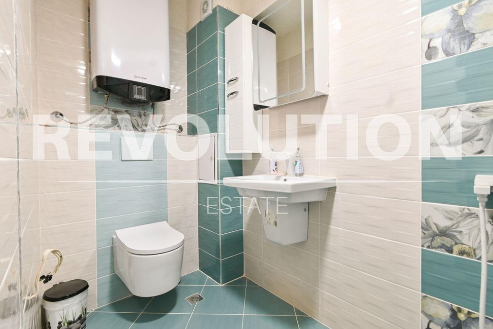 Дава се под наем Двустаен апартамент в София, Зона Б-18 - 70 кв.м за 700 € - Снимка #9