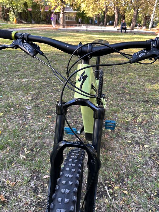 Продавам електрически велосипед Specialized Turbo Levo L 700wh