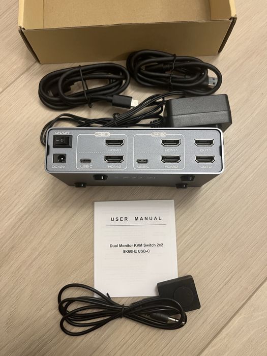 Switch KVM input pentru 2 PC cu 2 sloturi HDMI + USB type C 2 slot out