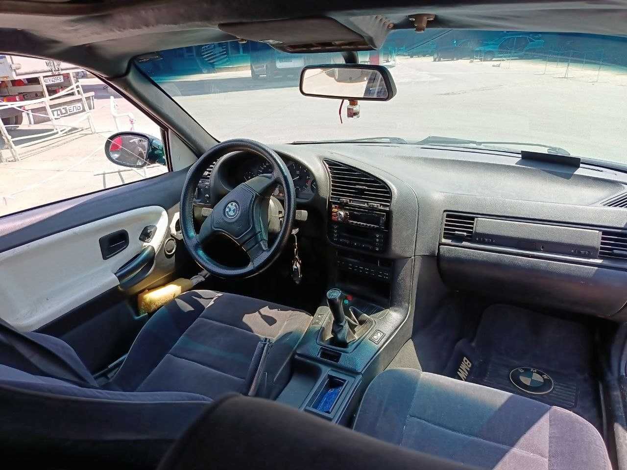 BMW E36 сотаман 1993 йилги