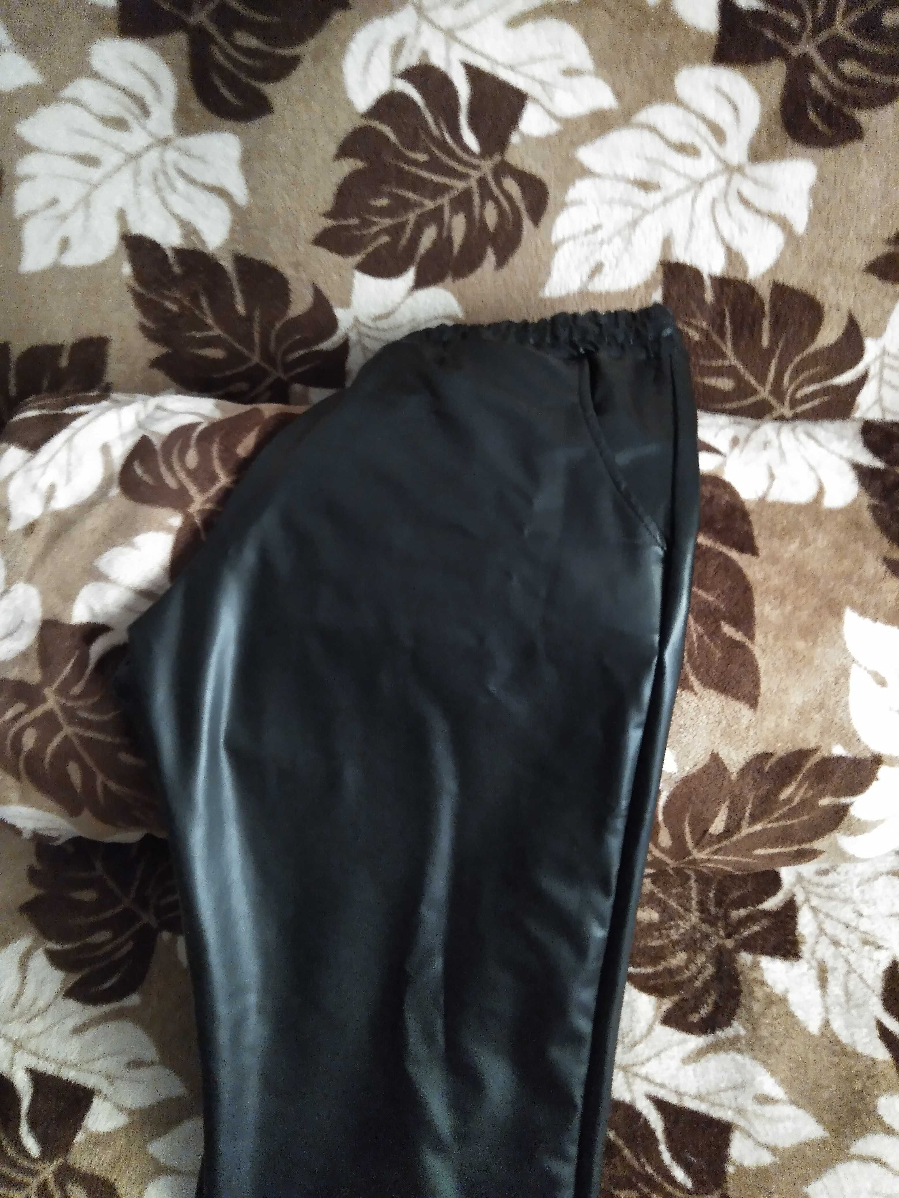 Pantaloni piele sport