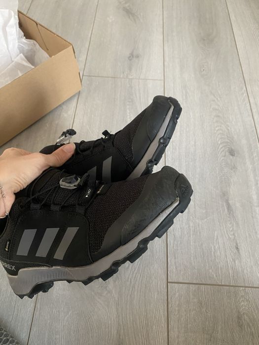 Gore-Tex туристически обувки Adidas Terrex