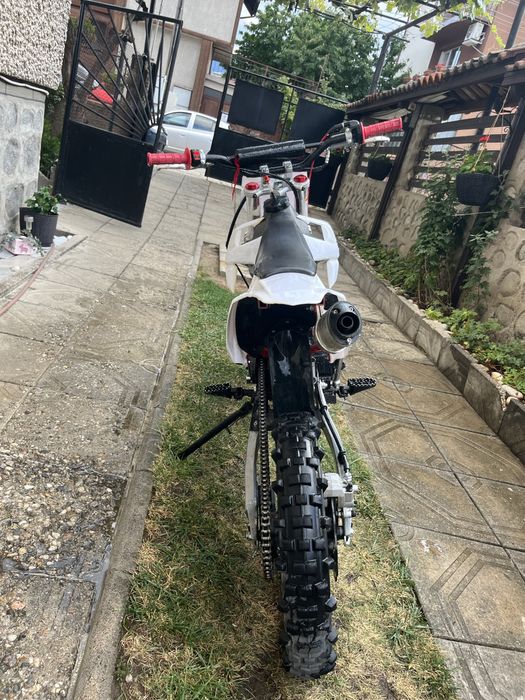 Telstar 125cc 2025