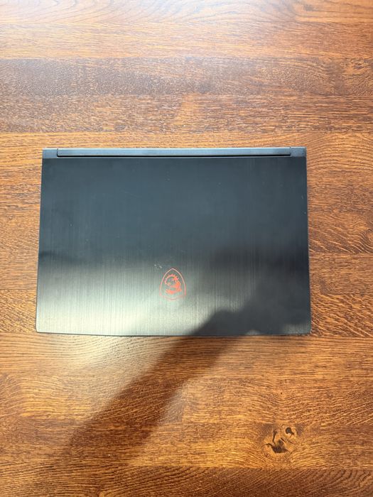 Laptop MSI Katana 120 Hz 24gb procesor: i7-10750H RTX2060 6GB