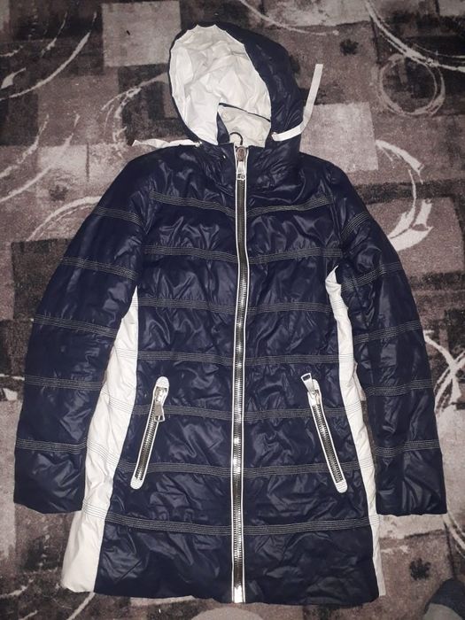 Женская  весенняя куртка