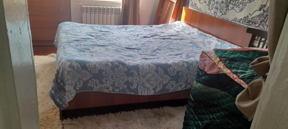 Кровать двухспальная