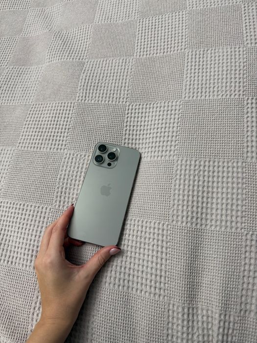 Продам Iphone 15 pro max 512 gb