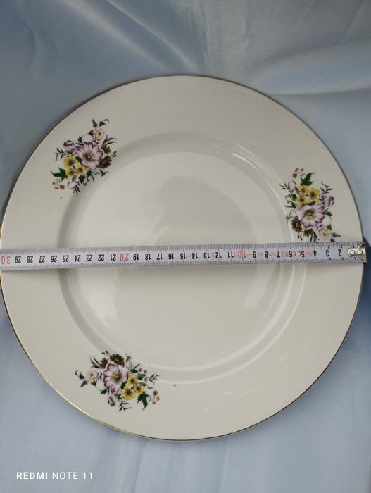 Български порцеланови плата