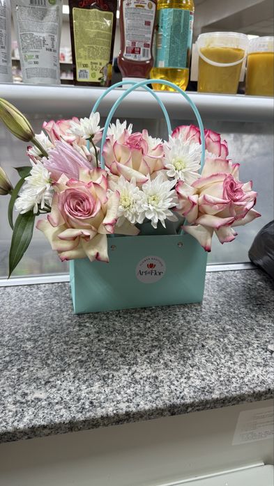 Продам цветы свежие новые