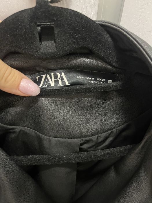 Кожено яке Zara
