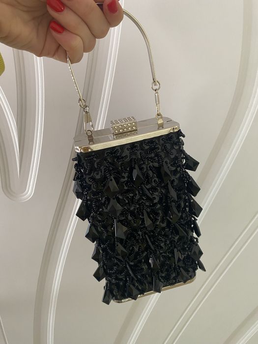 Чанта клъч с кристали и пайети