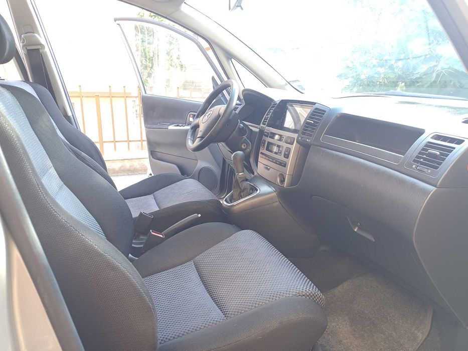 Toyota Corolla Verso 2.0 D4D 90к.с.