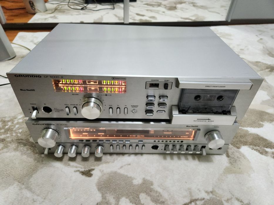 Superb deck Grundig cf 5000 - 2  - și Grundig cf 3000 amplificator