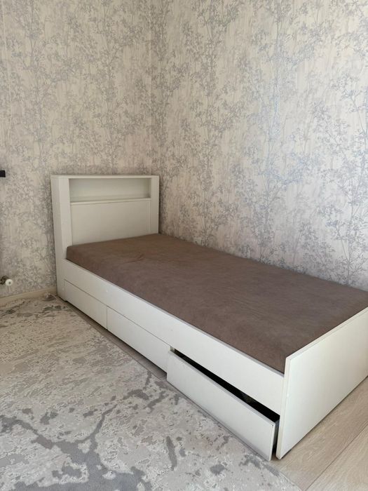 2 одинаковых дивана кровать