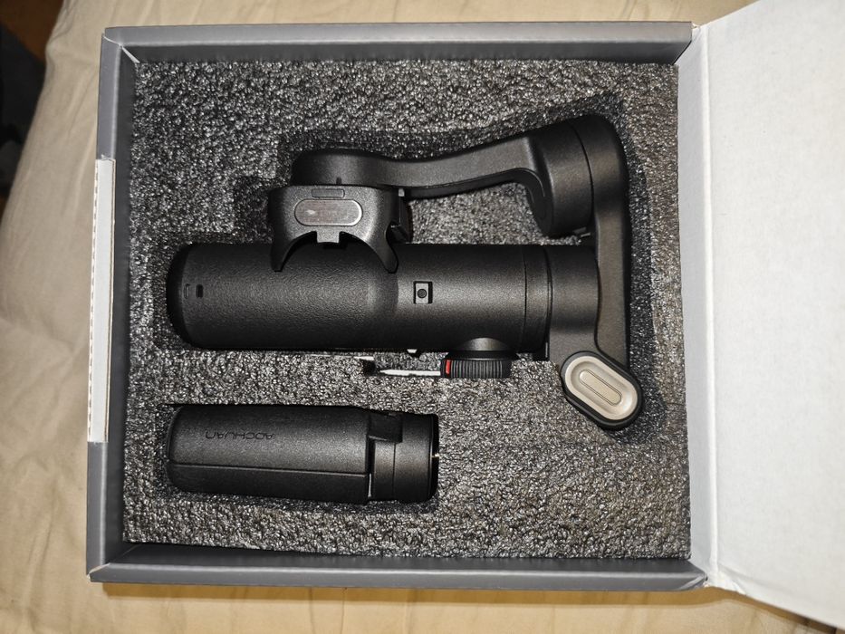 3-осов Гимбал/Стабилизатор за телефон Aochuan Smart XE