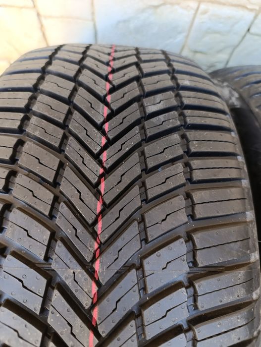 Всесезонни гуми Bridgestone 225/45/17 Weather control