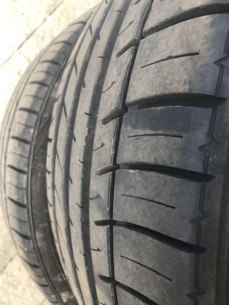 Летни гуми 2бр.205/40R17