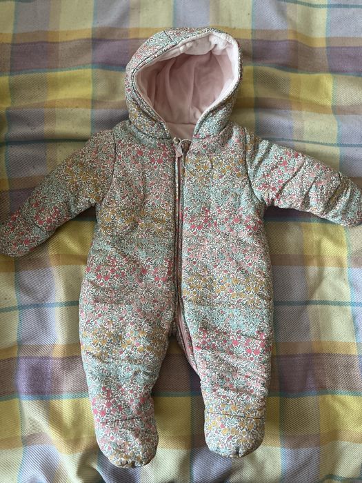 Зимний комбинезон для новорожденных